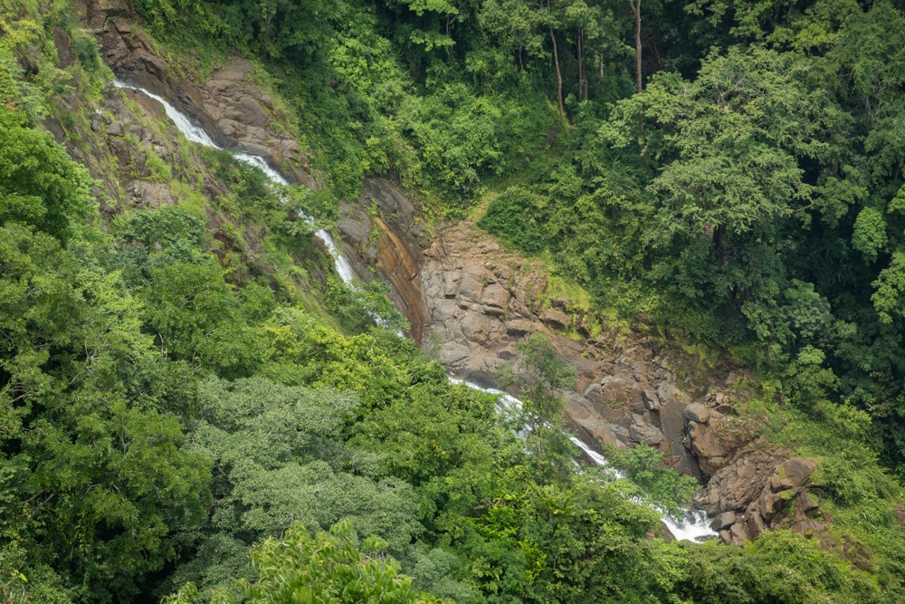 5 Best Waterfalls to Visit in & around Jaco, Costa Rica